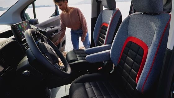 ΝΕΑ CITROEN e-Berlingo Νέο ηλεκτρικό όχημα 339χλμ Περιοχή 52kwh μπαταρία με 100kw ((136P.s) Δύναμη κινητήρα &132km/h μέγιστη ταχύτητα