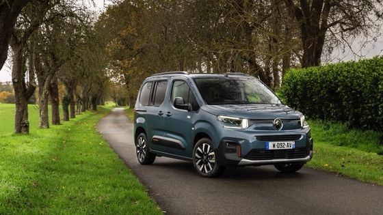 ΝΕΑ CITROEN e-Berlingo Νέο ηλεκτρικό όχημα 339χλμ Περιοχή 52kwh μπαταρία με 100kw ((136P.s) Δύναμη κινητήρα &132km/h μέγιστη ταχύτητα