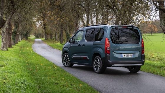 ΝΕΑ CITROEN e-Berlingo Νέο ηλεκτρικό όχημα 339χλμ Περιοχή 52kwh μπαταρία με 100kw ((136P.s) Δύναμη κινητήρα &132km/h μέγιστη ταχύτητα