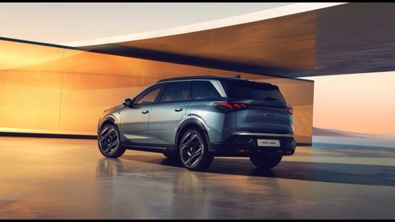 Προπώληση 2024 Peugeot E-5008 SUV 500χλμ. Περισσότερη αυτονομία 326 ίππων (240 KW) Δύο κινητήρες AWD Καθαρό ηλεκτρικό όχημα