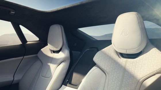 Η Lotus Emeya πακετάρει την τεχνολογία EV της νέας εποχής της εταιρείας σε ένα τετραθυρό GT bodystyle με 650km range 250km/h top speed &450kwpower