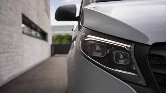 9 θέσεις EV Mercedes-Benz EVito Tourer Long με ηλεκτρικό κινητήρα 201bhp και μπαταρία 90kWh