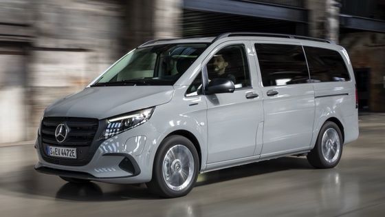 9 θέσεις EV Mercedes-Benz EVito Tourer Long με ηλεκτρικό κινητήρα 201bhp και μπαταρία 90kWh