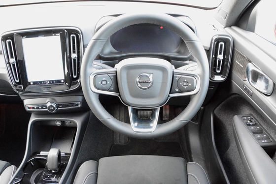 Όλο το EV Volvo EC40 Ultimate Twin Motor με WLTP 326Miles 4.7sec επιτάχυνση 0-62mph 408hp κινητήρα ίππων