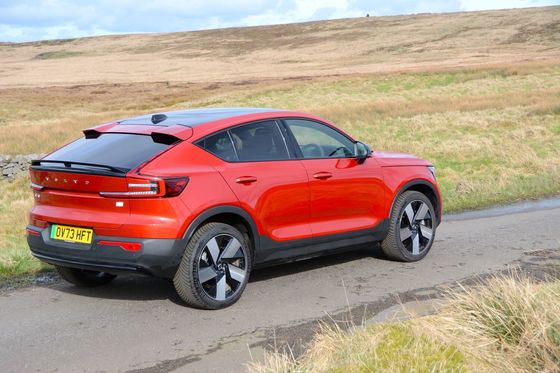 Όλο το EV Volvo EC40 Ultimate Twin Motor με WLTP 326Miles 4.7sec επιτάχυνση 0-62mph 408hp κινητήρα ίππων