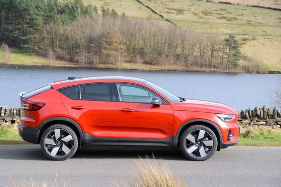 Όλο το EV Volvo EC40 Ultimate Twin Motor με WLTP 326Miles 4.7sec επιτάχυνση 0-62mph 408hp κινητήρα ίππων