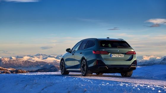 Νέο ηλεκτρικό αυτοκίνητο που ταιριάζει με μπαταρία 84,4kWh 329 μίλια αυτονομία με 335bhp/430Nm στην BMW i5 Touring eDrive40 μονής ταχύτητας RWD