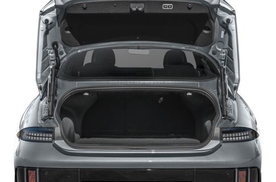 Το πιο ενεργειακά αποδοτικό EV 2 Hyundai Ioniq 6 καθαρό ηλεκτρικό όχημα με εμβέλεια 361 μίλια καλύπτει 4,17 μίλια/kwh Μεγάλη εμβέλεια