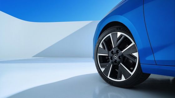 Ηλεκτρικό όχημα άνετης οδήγησης στην Opel Astra Electric με μπαταρία 54kwh 150kw κινητήρα ισχύος σε 170km / h μέγιστη ταχύτητα