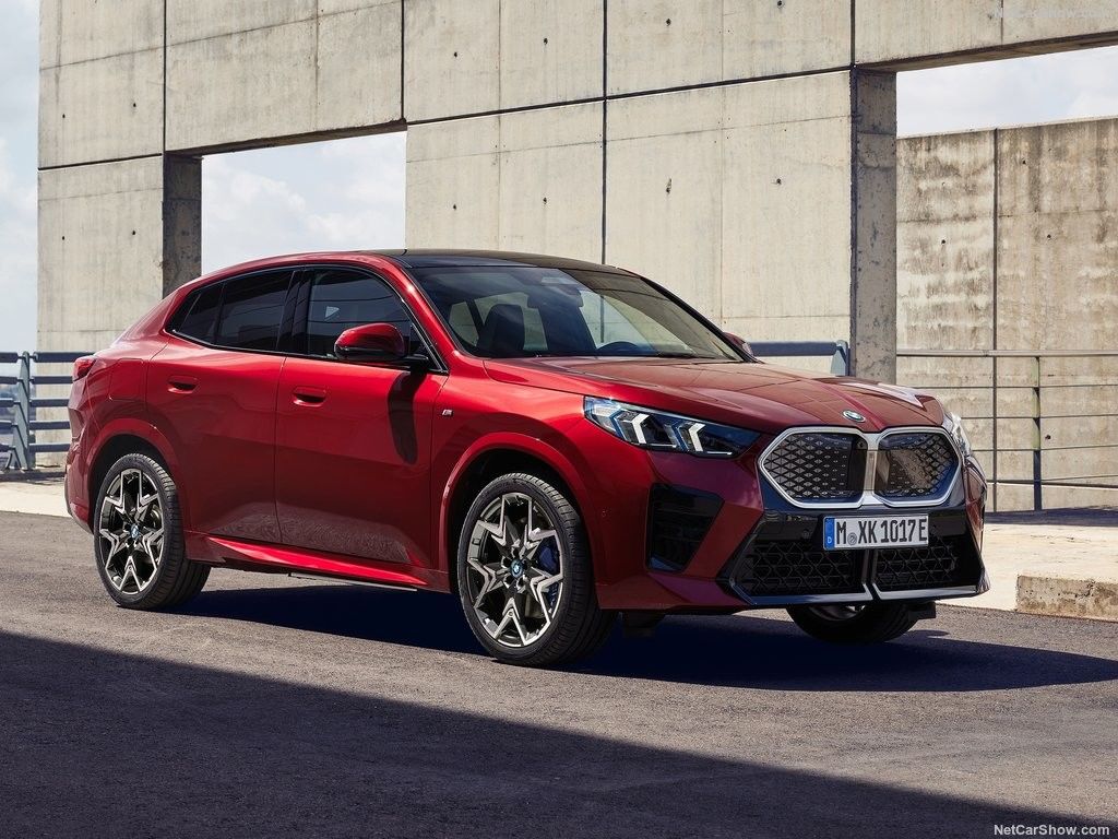 Ζεστή πώληση Μακροδιάστημα Ηλεκτρικό αυτοκίνητο 2024 για BMW IX2 449Km High Speed Auto νέο αυτοκίνητο ενέργειας