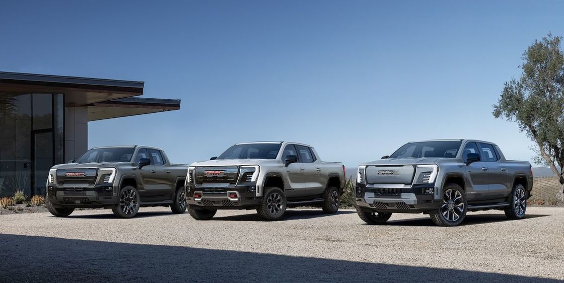 GMC Sierra EV διπλό κινητήρα κινητήρα με 754P που έχει χαρακτηριστεί για να ρυμουλκήσει έως 9500 λίβρες και μπορεί να τραβήξει μέχρι 1300 λίβρες ωφέλιμου φορτίου