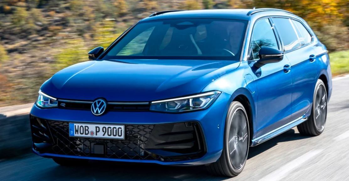 Πολυδιάστατο αυτοκίνητο VW Νέο Volkswagen Passat PHEV 2024 Με 268bhp & 400Nmof ροπή,7.4s Επιτάχυνση