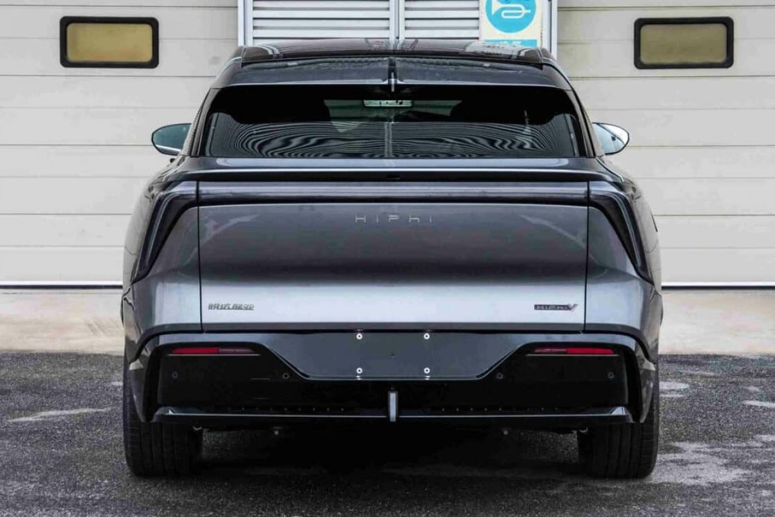 Αγνό Ηλεκτρικό SUV Hiphi Y 560km RWD Pioneer Edition Με 0,63h Γρήγορη φόρτιση 190km/h Μέγιστη ταχύτητα 336PSmotorpower Νέο Ev Car